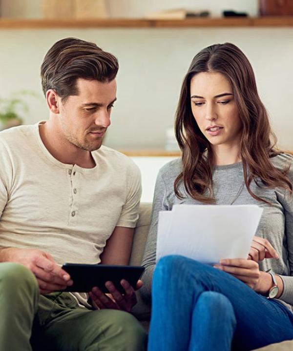 Two people discussing business intelligence roadmap